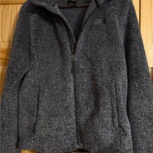 Ladies, the Northface jacket size medium used hardly ever wore